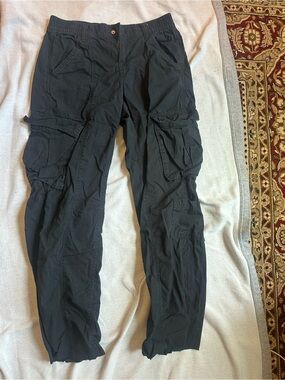 H&M Black Men's Cargo Pants with Multiple Utility Pockets